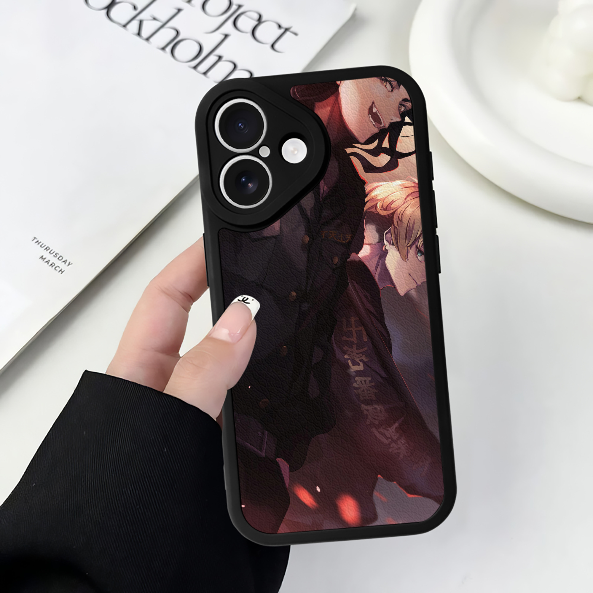 （画像用） 東京リベンジャーズ Tokyo Revengers 【iPhone 16シリーズ対応】シリコンスマホケース（レザー調） 材質：シリコン